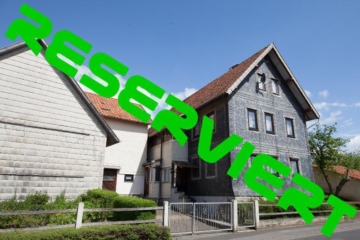 PREIS GESENKT! Einfamilienhaus mit Nebengebäude, sofort bezugsfrei! Zwischen Hildburghausen und Bad Rodach!, 98646 Straufhain, Einfamilienhaus