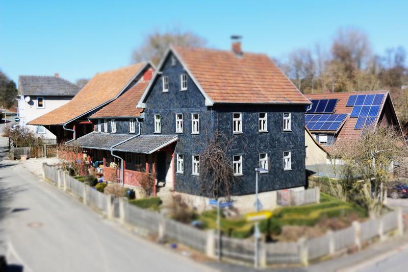 Liebevoll saniertes Bauernhaus in sonniger Wohnlage!, 96476 Bad Rodach, Einfamilienhaus